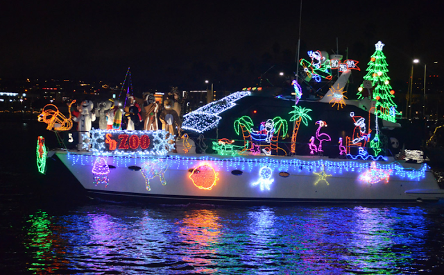 5 Great Restaurants to Catch the San Diego Bay Parade of Lights